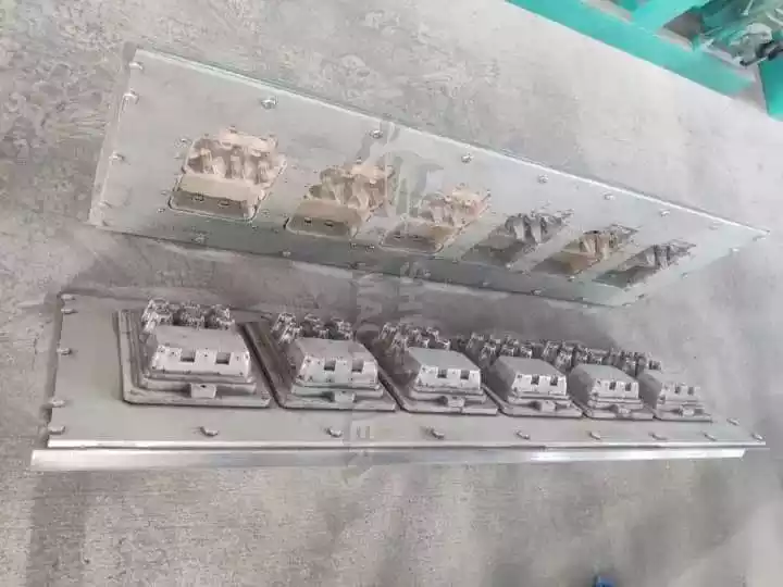 Aluminum mold for egg tray machine