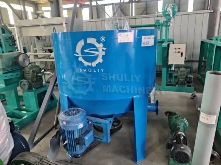 Hydraulic paper pulper for egg tray