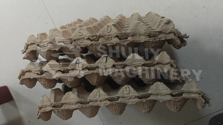 Paper egg trays production